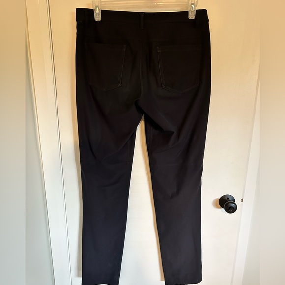 SOLD Mens Lululemon ABC pant 37” - Picture 4 of 6